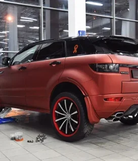 Покраска дисков «Lexani CVX55» «Land Rover Evoque»