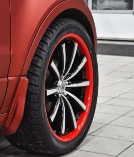 Покраска дисков «Lexani CVX55» «Land Rover Evoque»