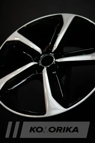 Покраска кованых дисков на Audi в чёрный цвет