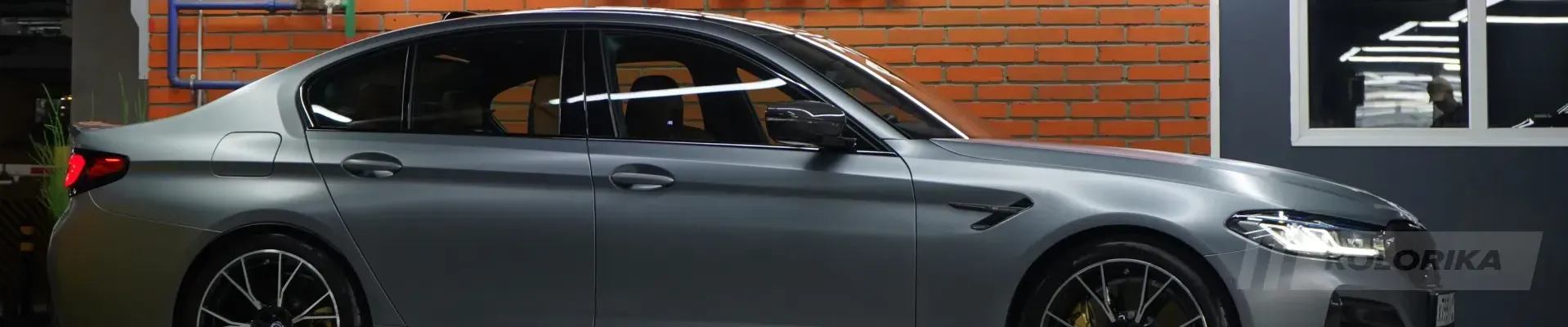 Оклейка авто матовой пленкой в Москве